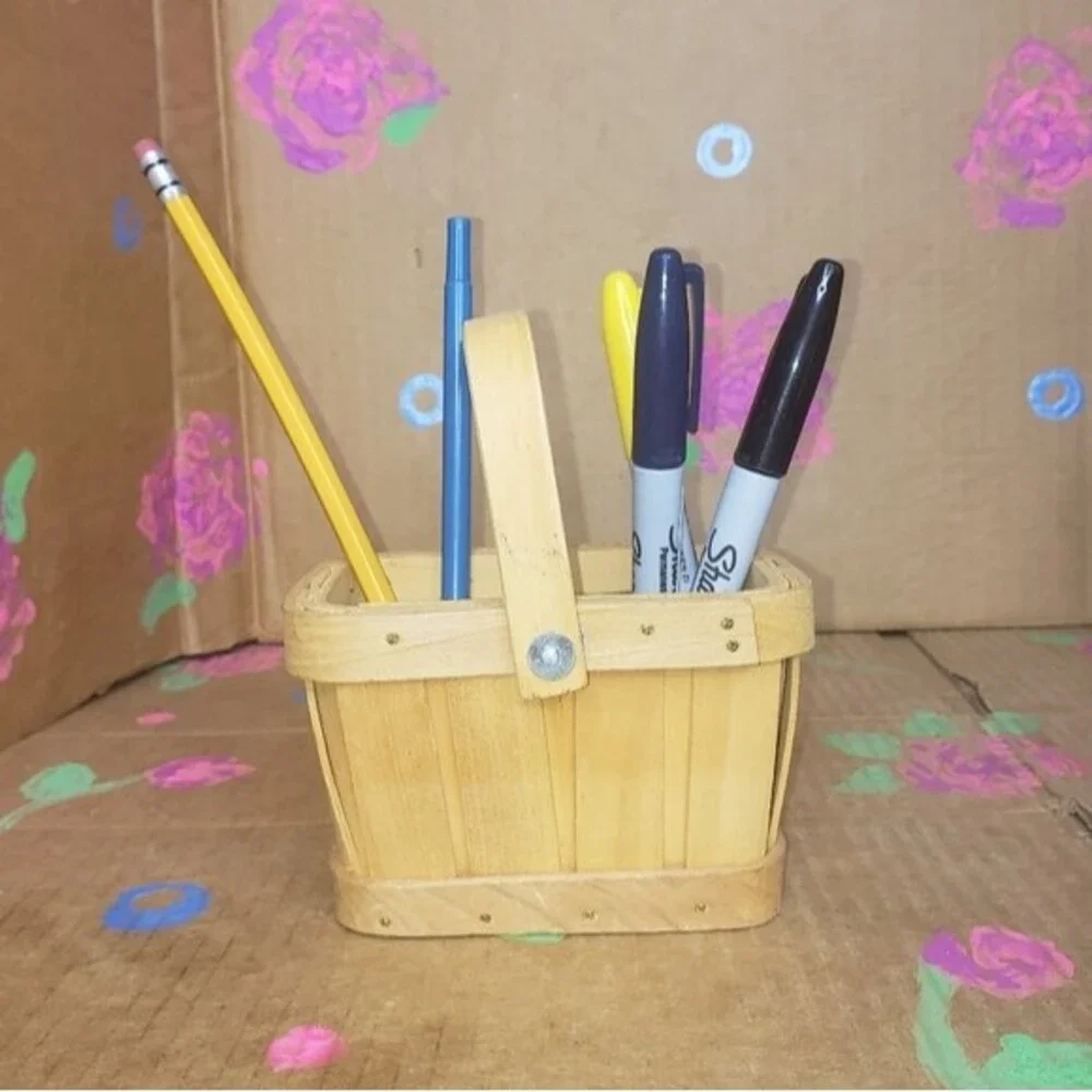 TASKETS RENAISSANCE SMALL DESKTOP ACCESSORY BASKET